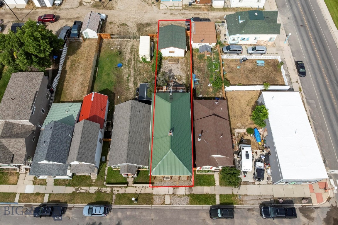 408 Chestnut Property Photo 8