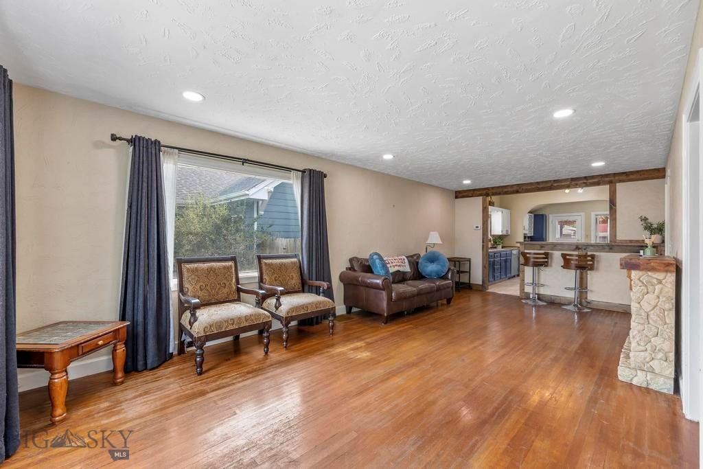 2051 Johns Property Photo 3