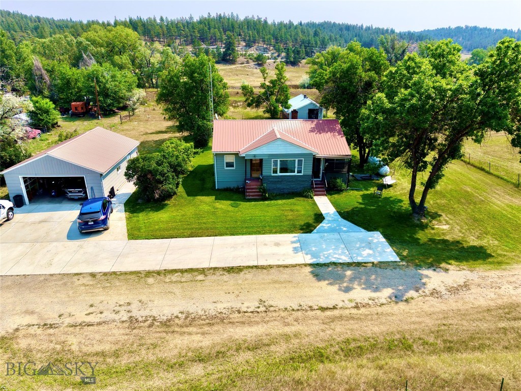 32 Montana Street Property Photo 5