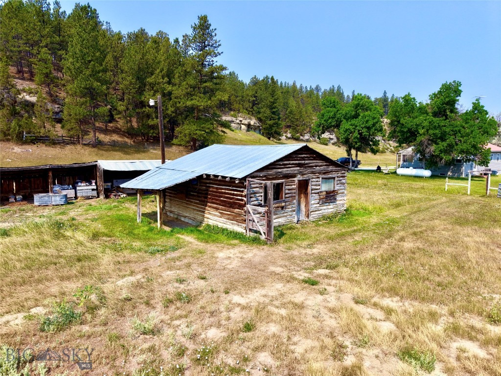 32 Montana Street Property Photo 21