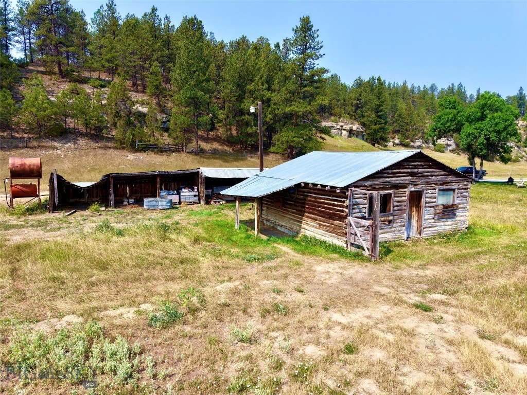 32 Montana Street Property Photo 24