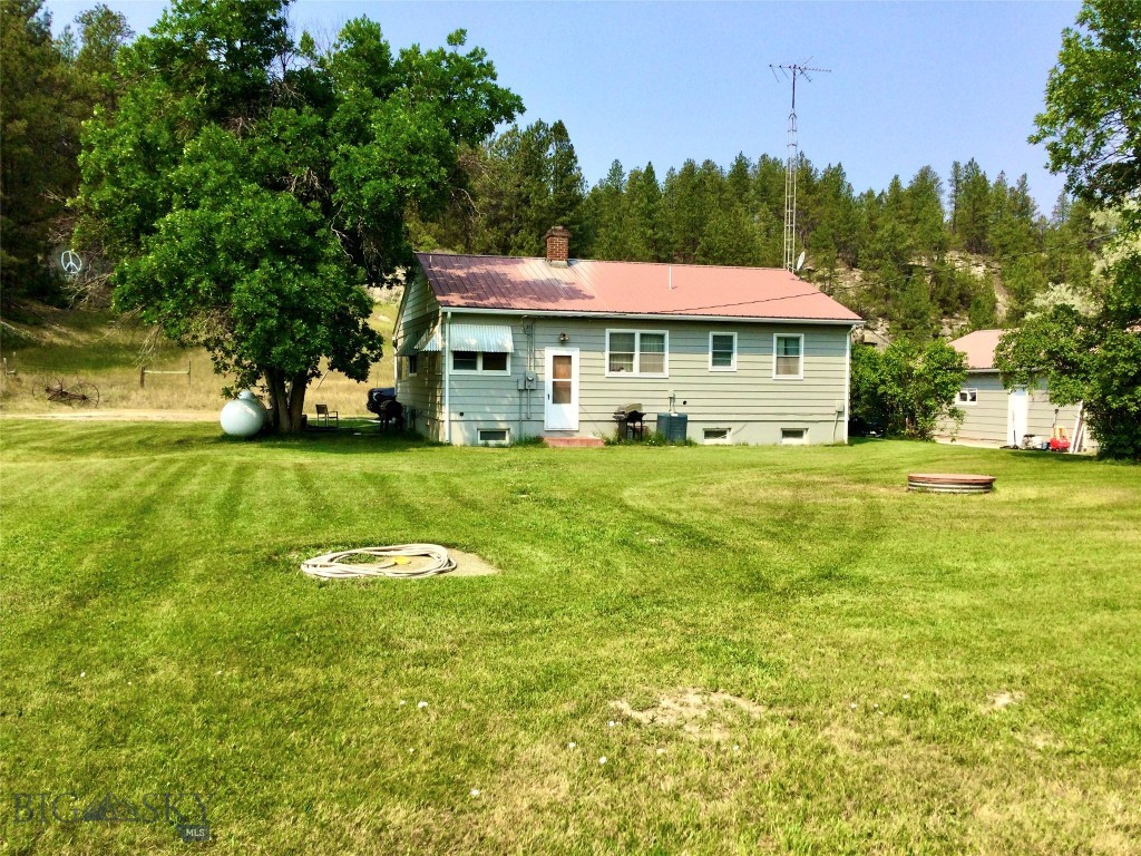 32 Montana Street Property Photo 31