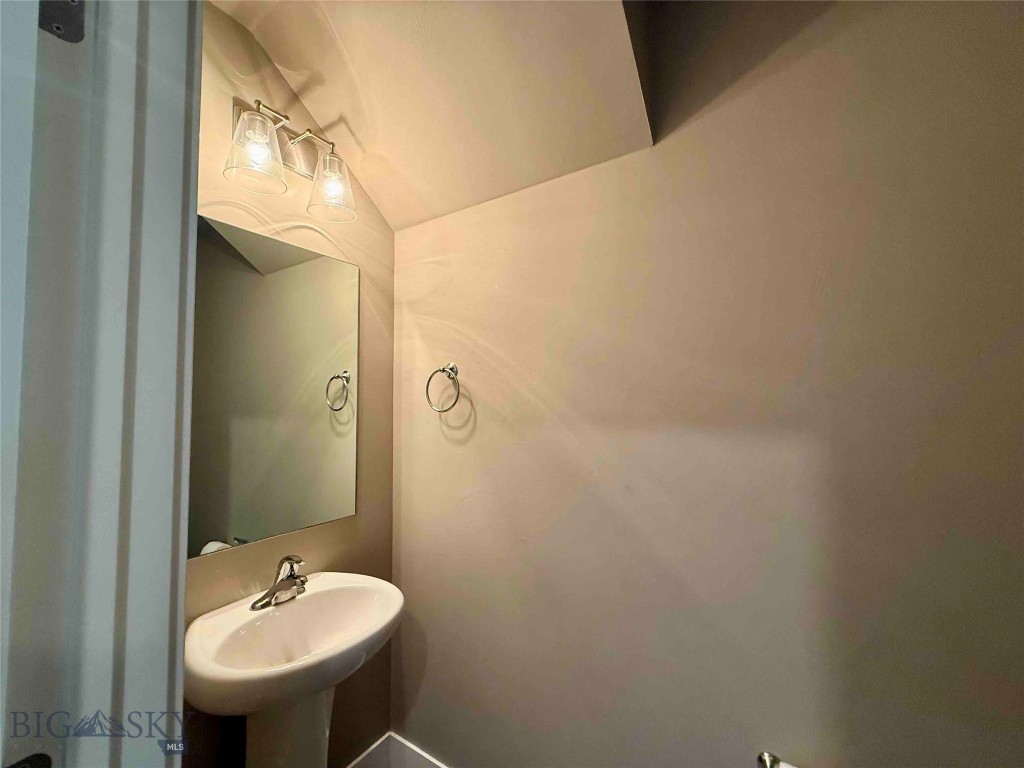 178 Goldcrest Lane Property Photo 15