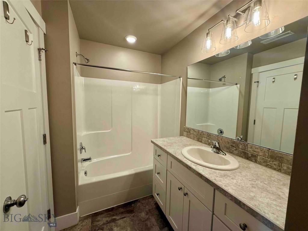 178 Goldcrest Lane Property Photo 27