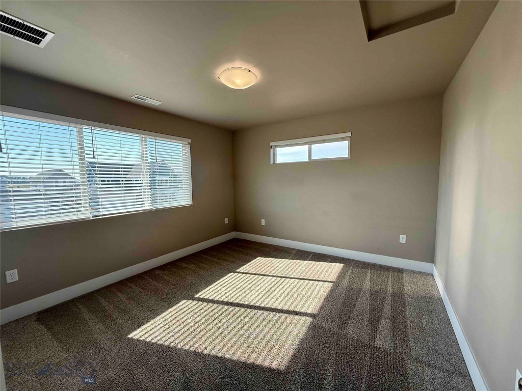 178 Goldcrest Lane Property Photo 29