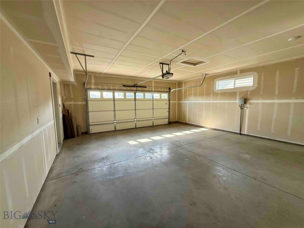 178 Goldcrest Lane Property Photo 31