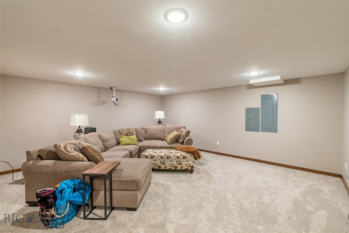 749/745 Rocky Road Property Photo 44