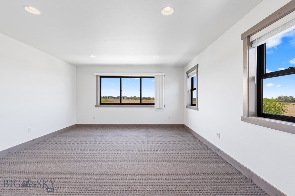 3136 S 15th Avenue Property Photo 44