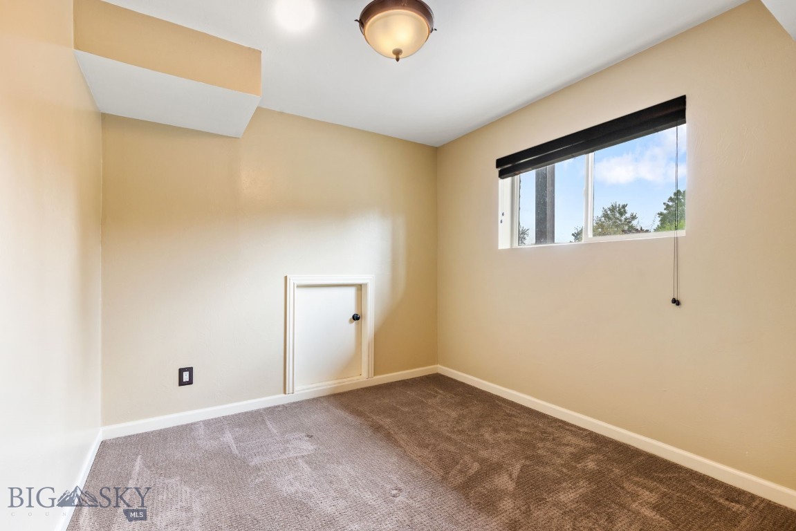 12 Chinook Trail Property Photo 44
