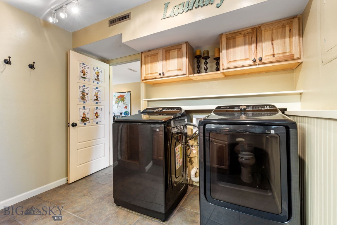 12 Chinook Trail Property Photo 49