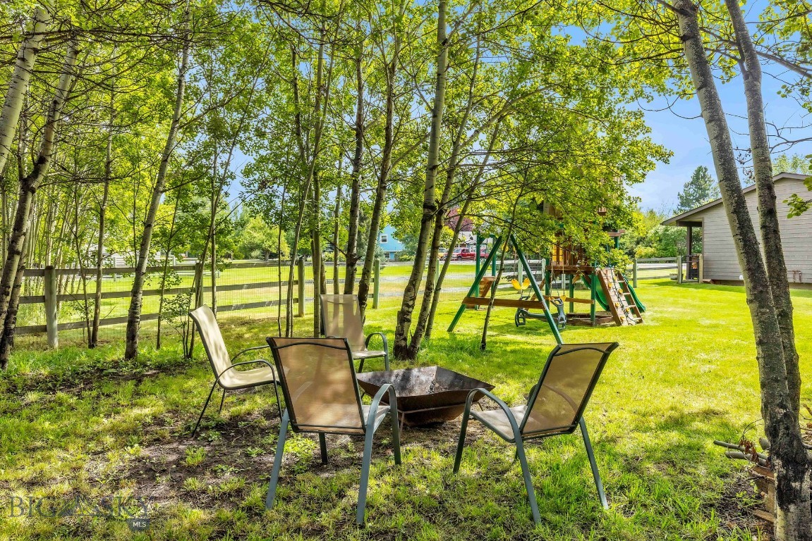 12 Chinook Trail Property Photo 54
