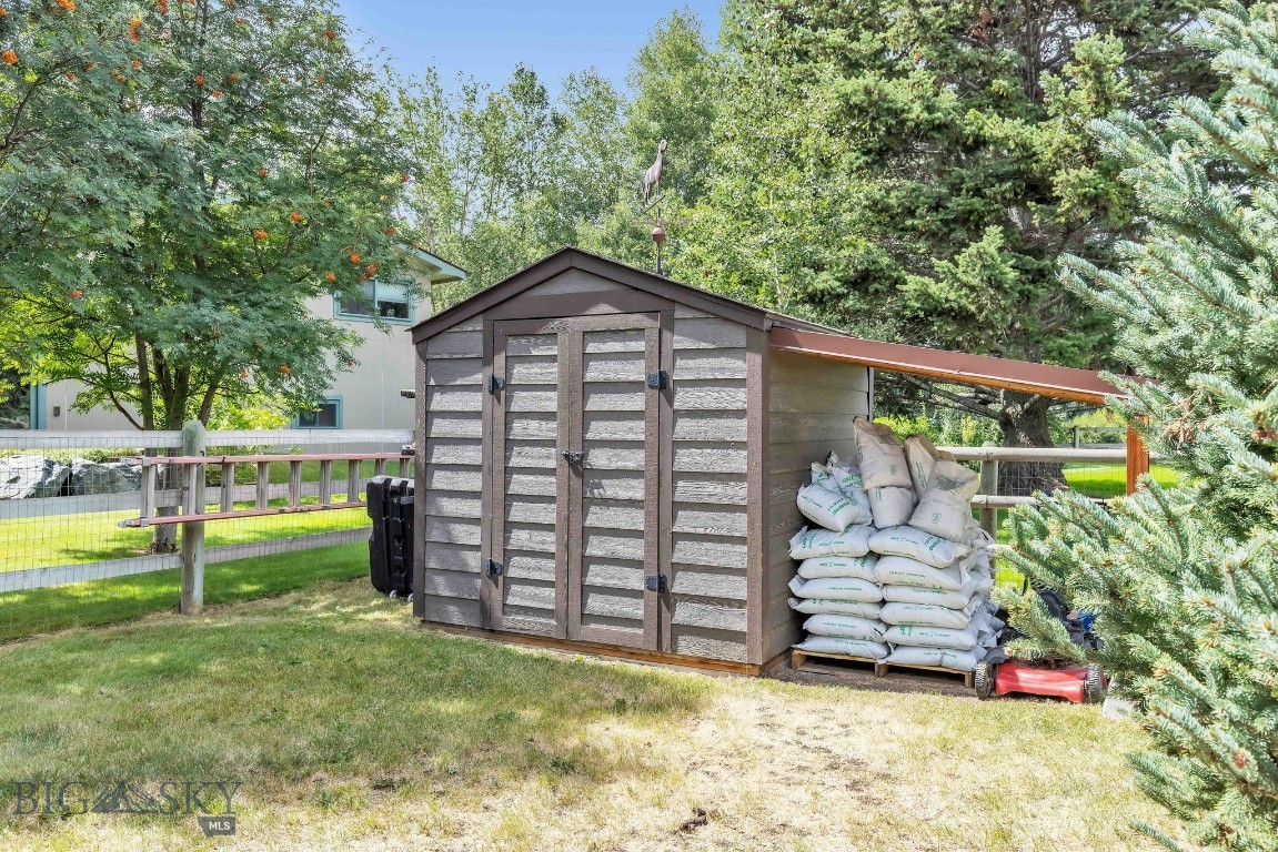 12 Chinook Trail Property Photo 62