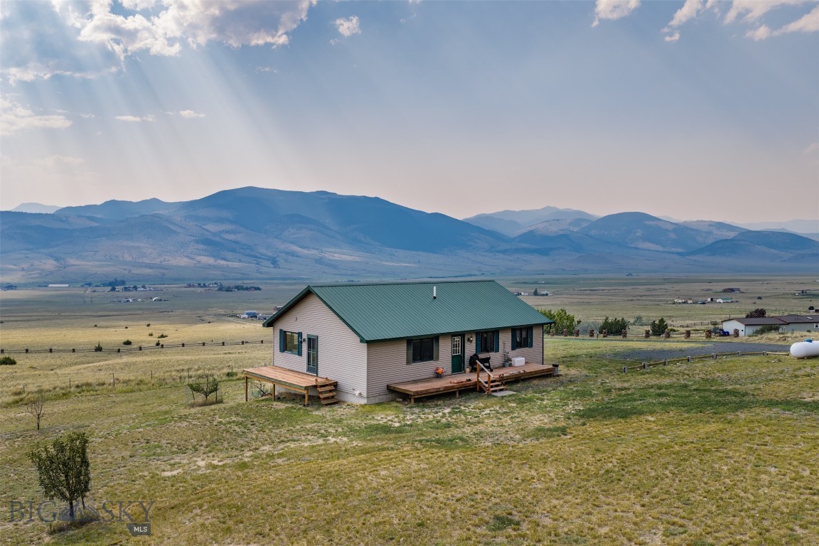 34 Mule Deer Trail Property Photo 3