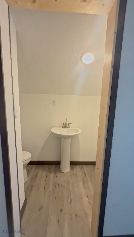 1103 W Mercury Property Photo 18