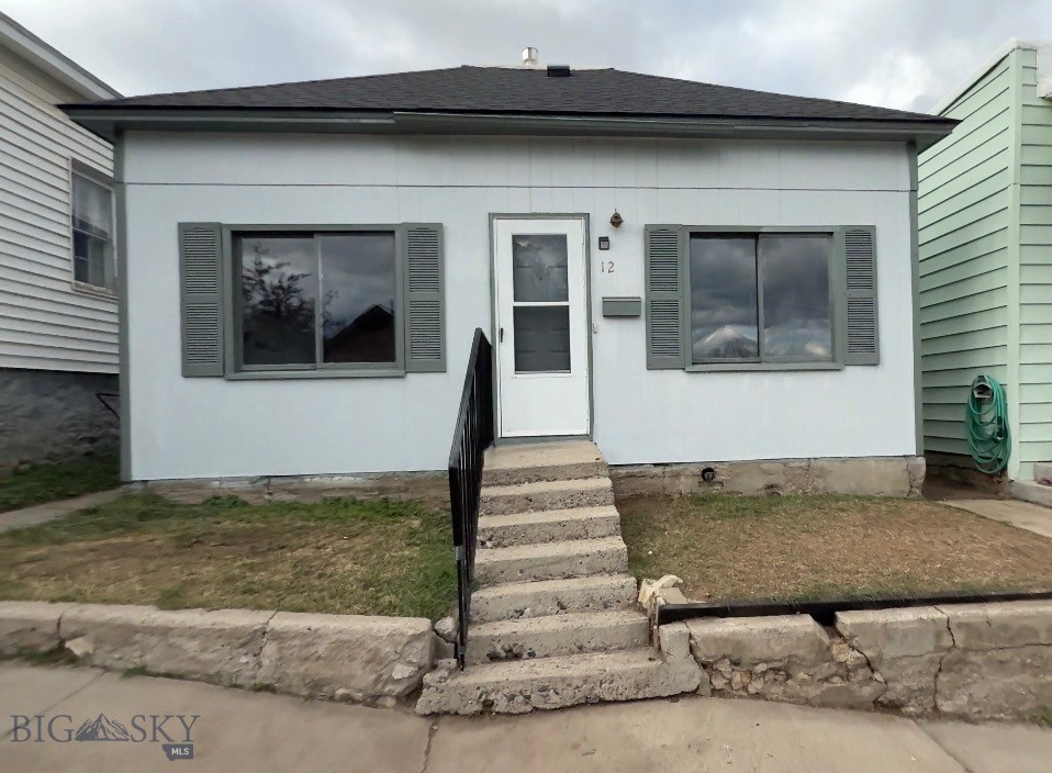 1217 W Silver Property Photo 1