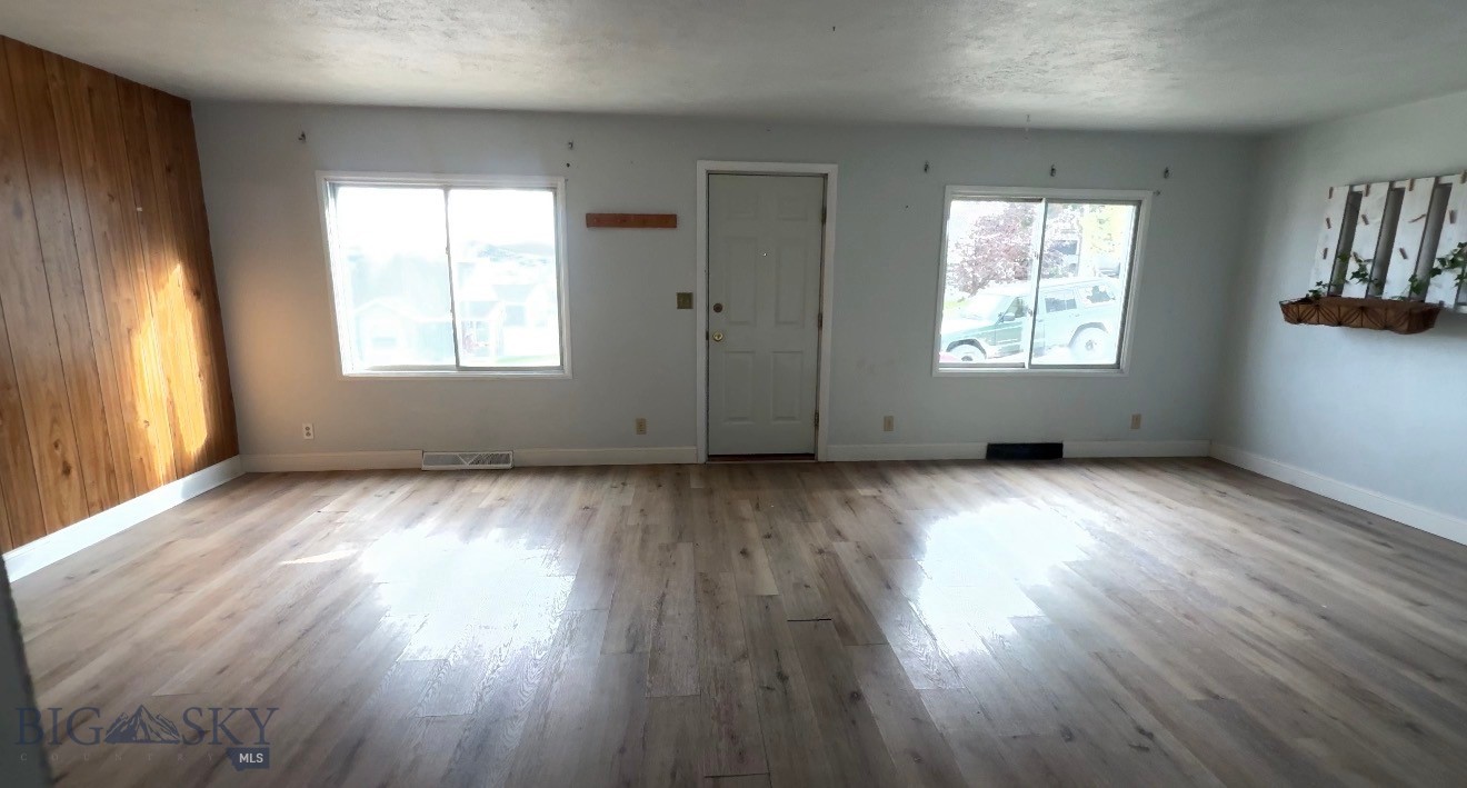 1217 W Silver Property Photo 5