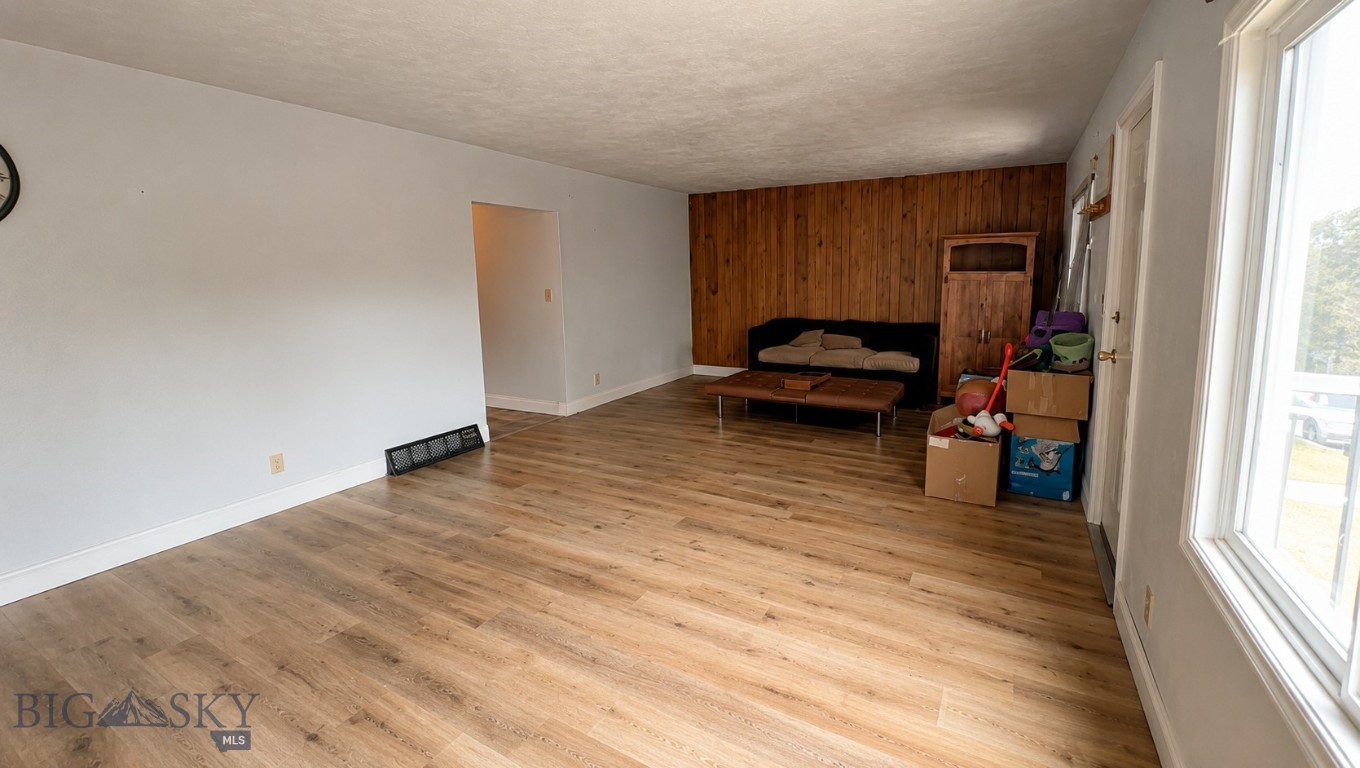 1217 W Silver Property Photo 6