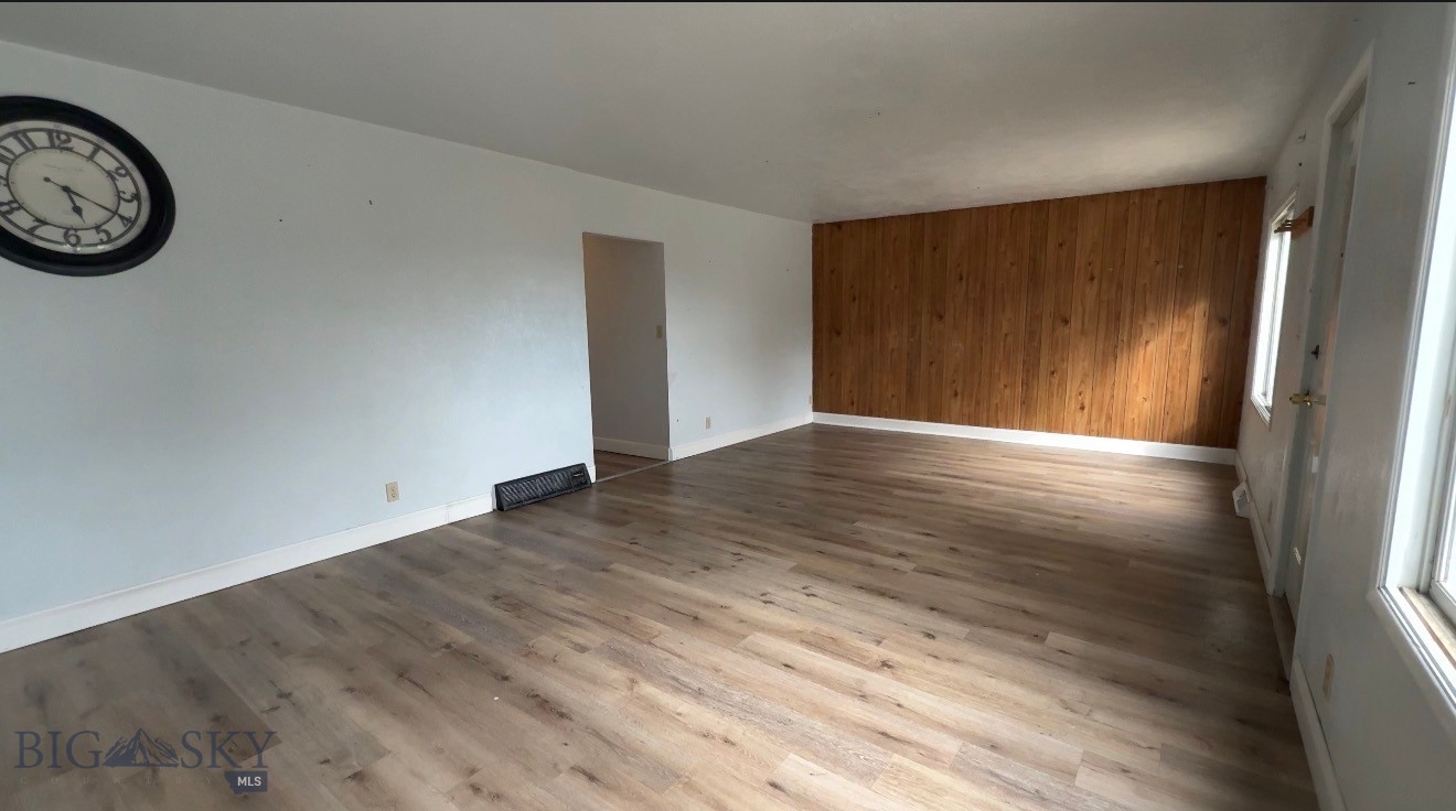 1217 W Silver Property Photo 6