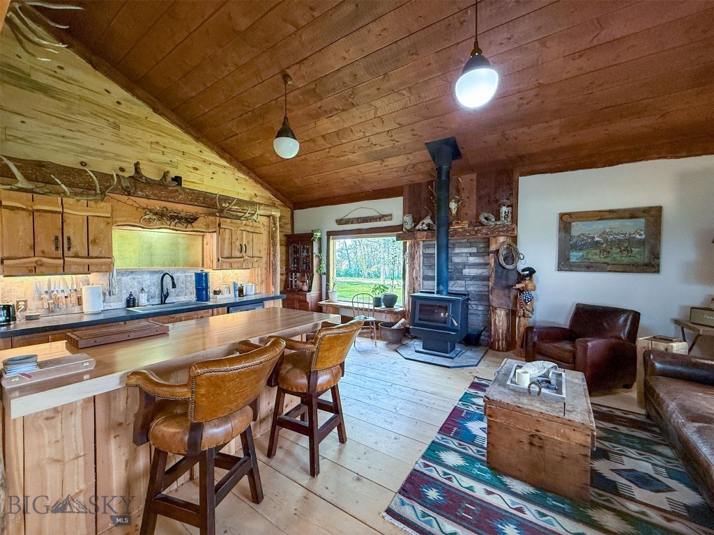 4551 Highway 287 Property Photo 7