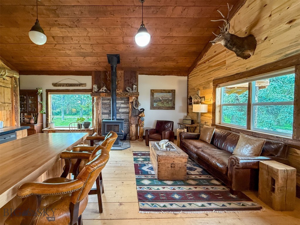 4551 Highway 287 Property Photo 9