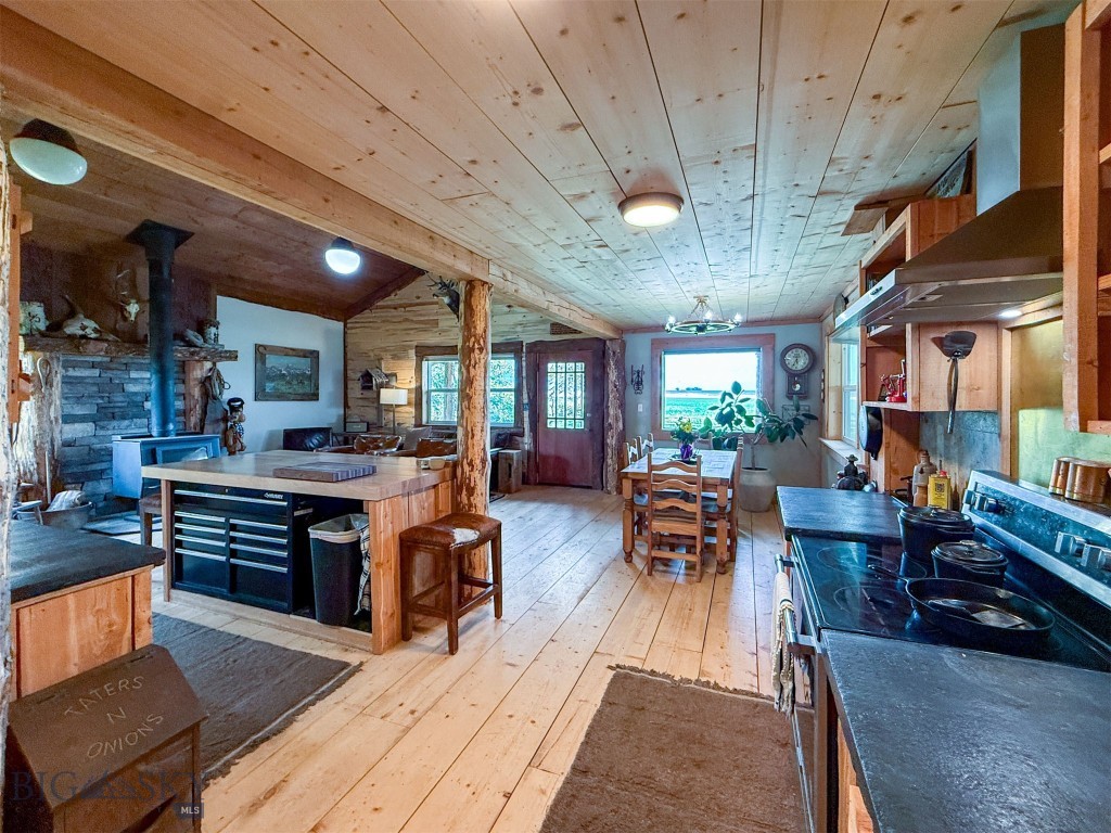 4551 Highway 287 Property Photo 32