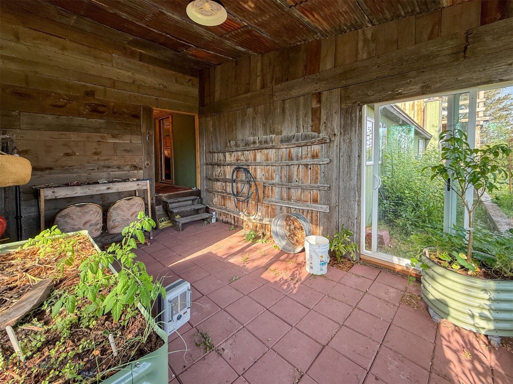 4551 Highway 287 Property Photo 54