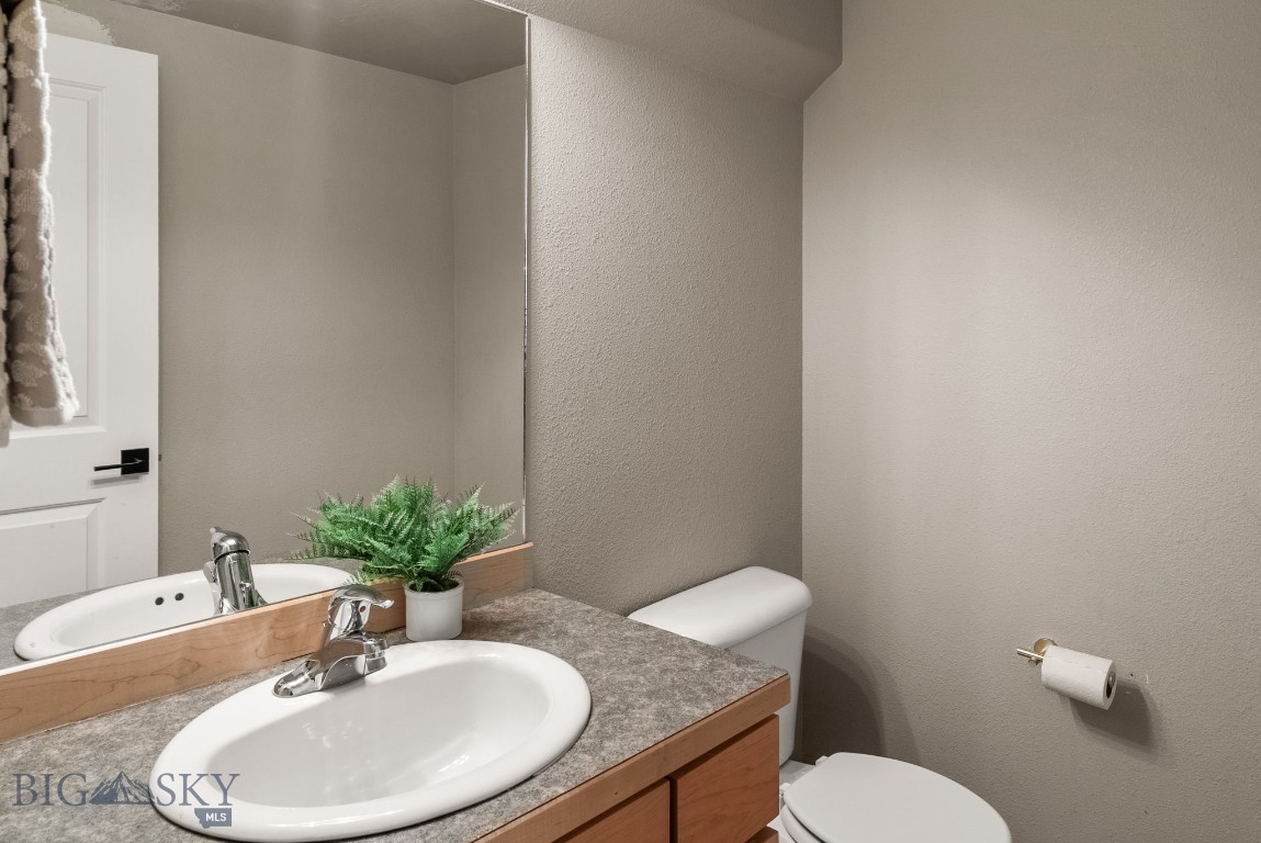 2821 Cattail Street B Property Photo 32