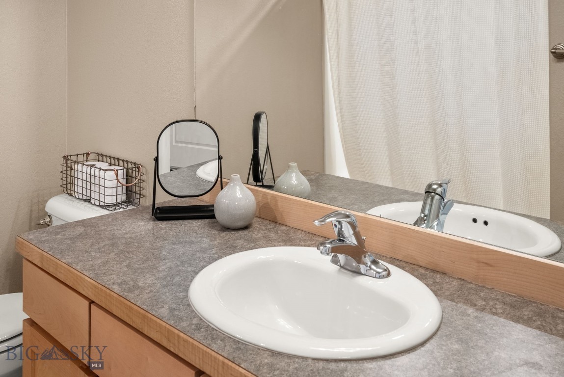2821 Cattail Street B Property Photo 53