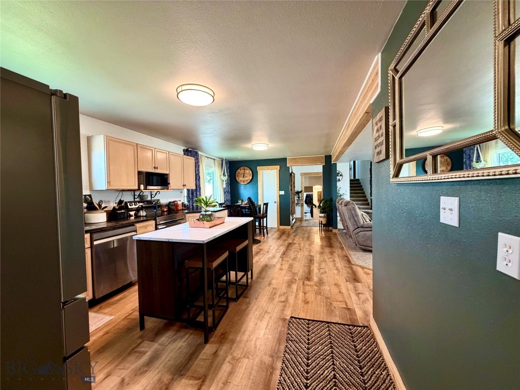 1196 Mt-386 Property Photo 6
