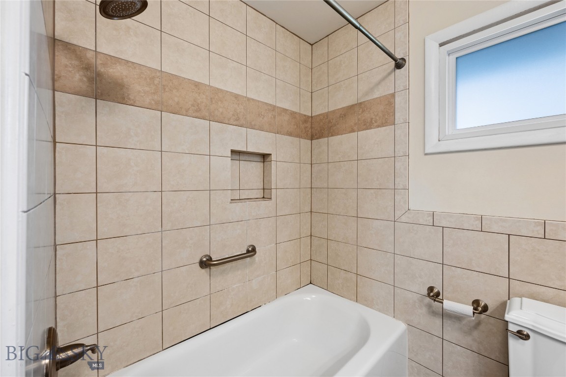 3021 Harvard Avenue Property Photo 20