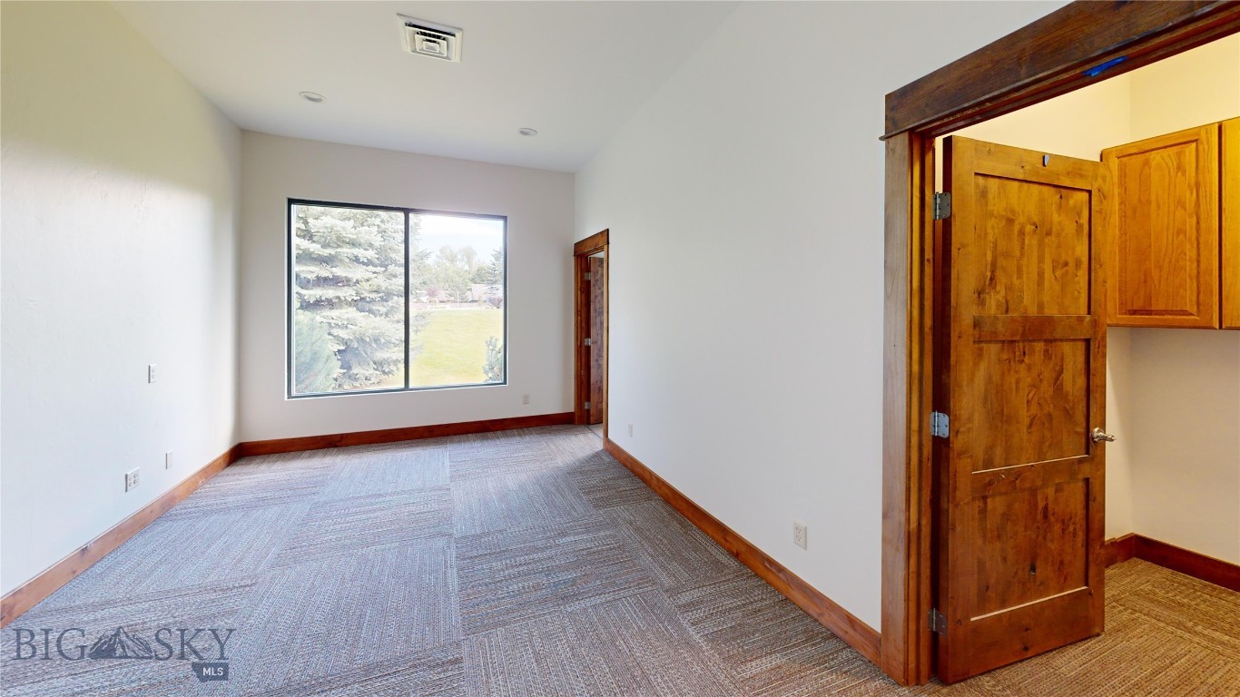 1910 N 22nd Avenue 2 Property Photo 5