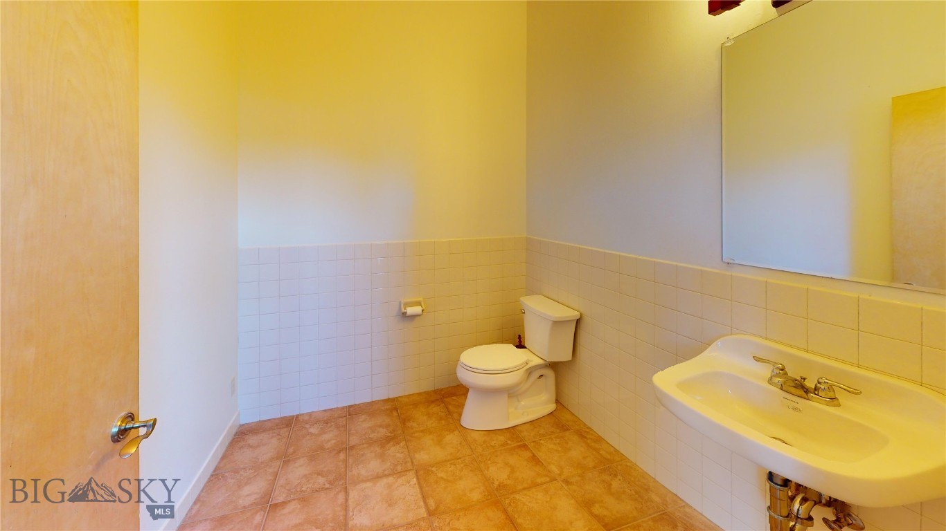 1910 N 22nd Avenue 2 Property Photo 16