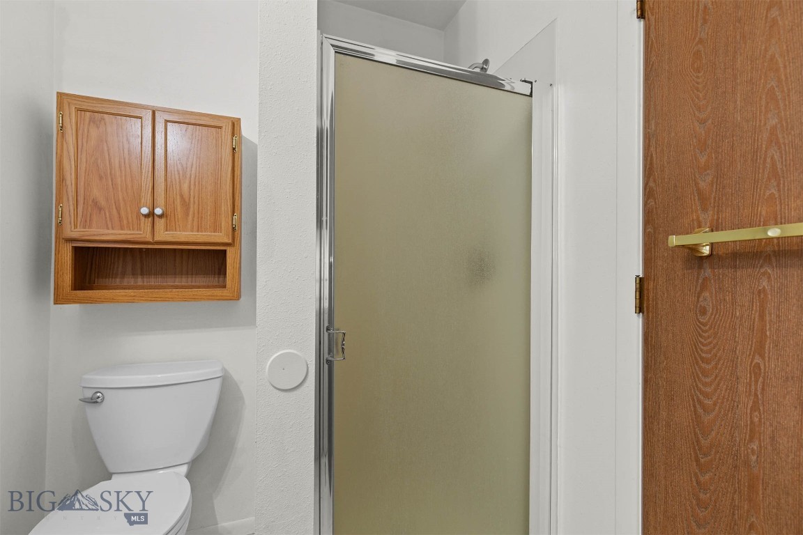 605 Robin Lane Property Photo 23