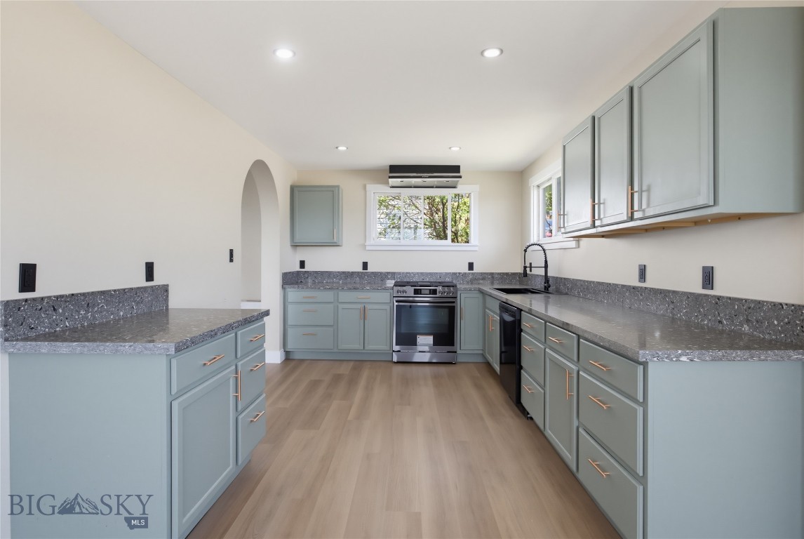 1501 4th Property Photo 22