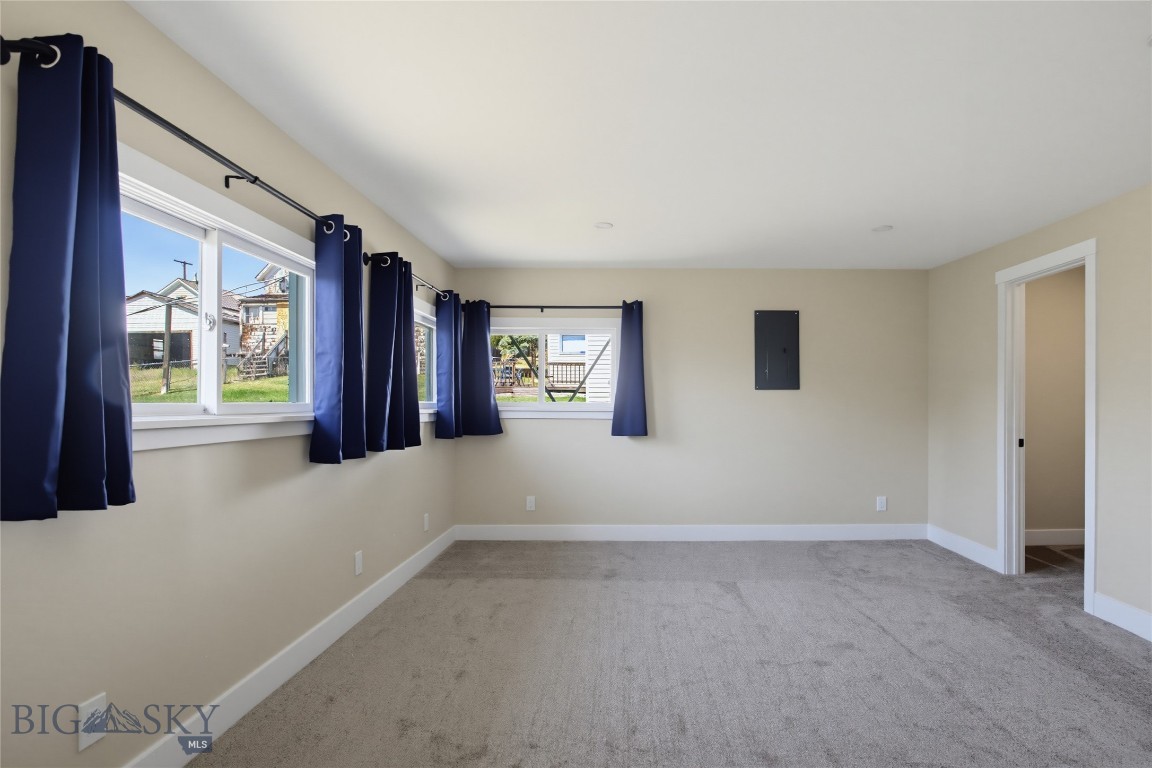 1501 4th Property Photo 31