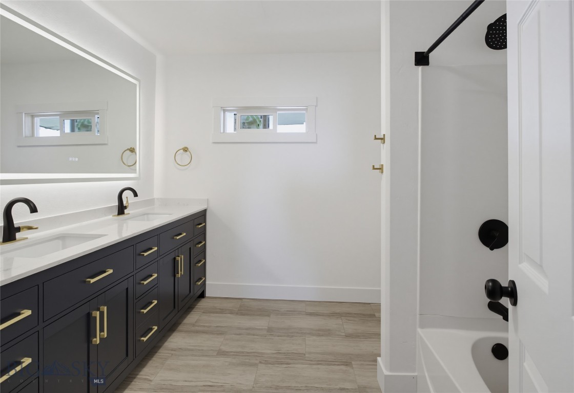 1501 4th Property Photo 32