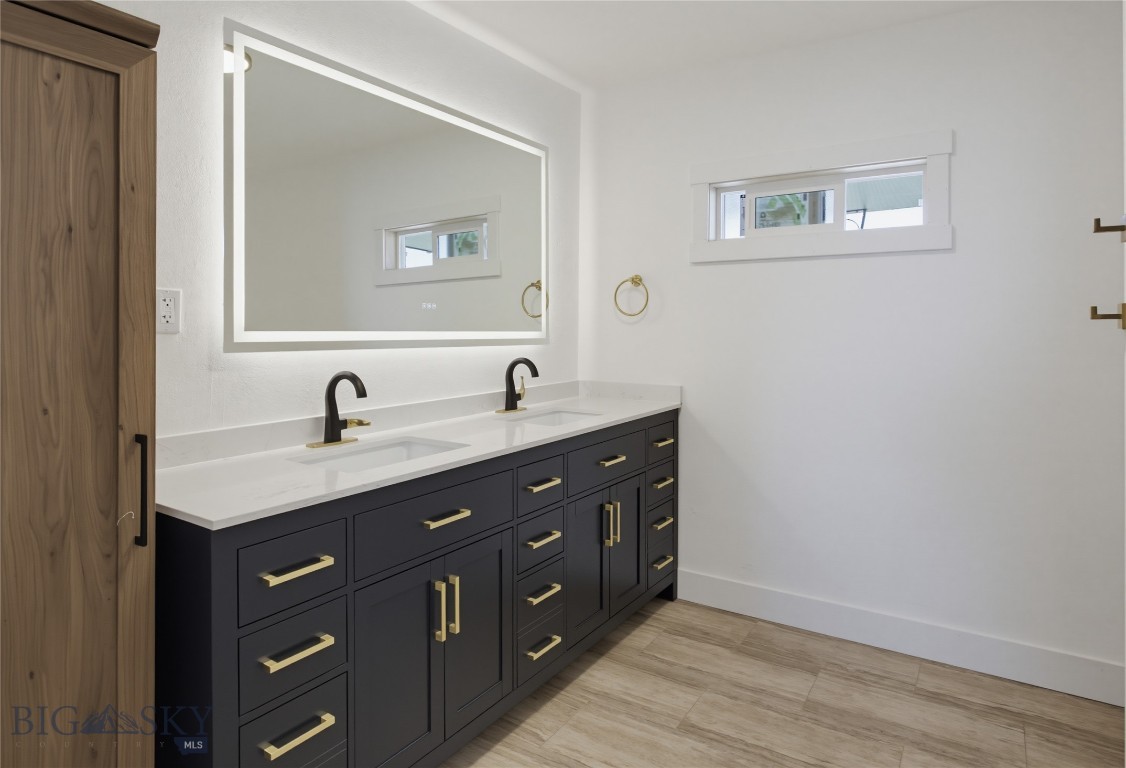 1501 4th Property Photo 33