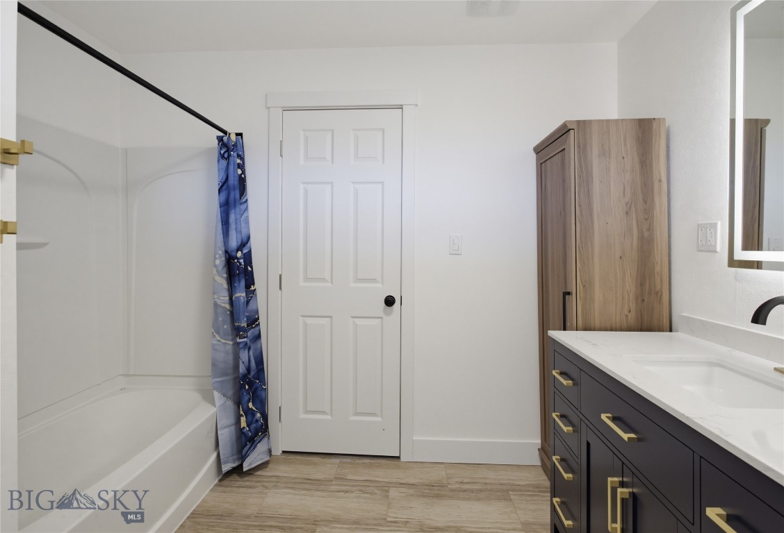 1501 4th Property Photo 34