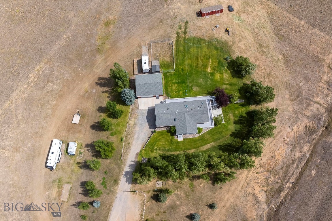 116060 Fleecer Property Photo 2
