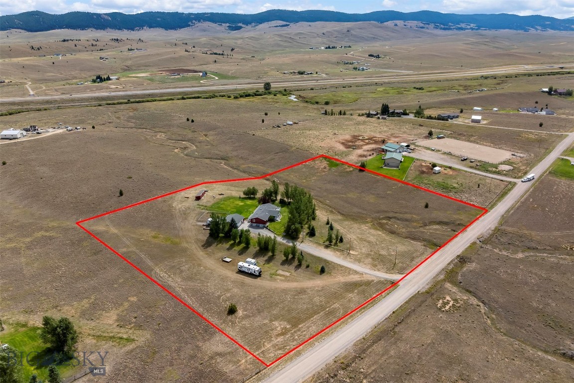 116060 Fleecer Property Photo 3