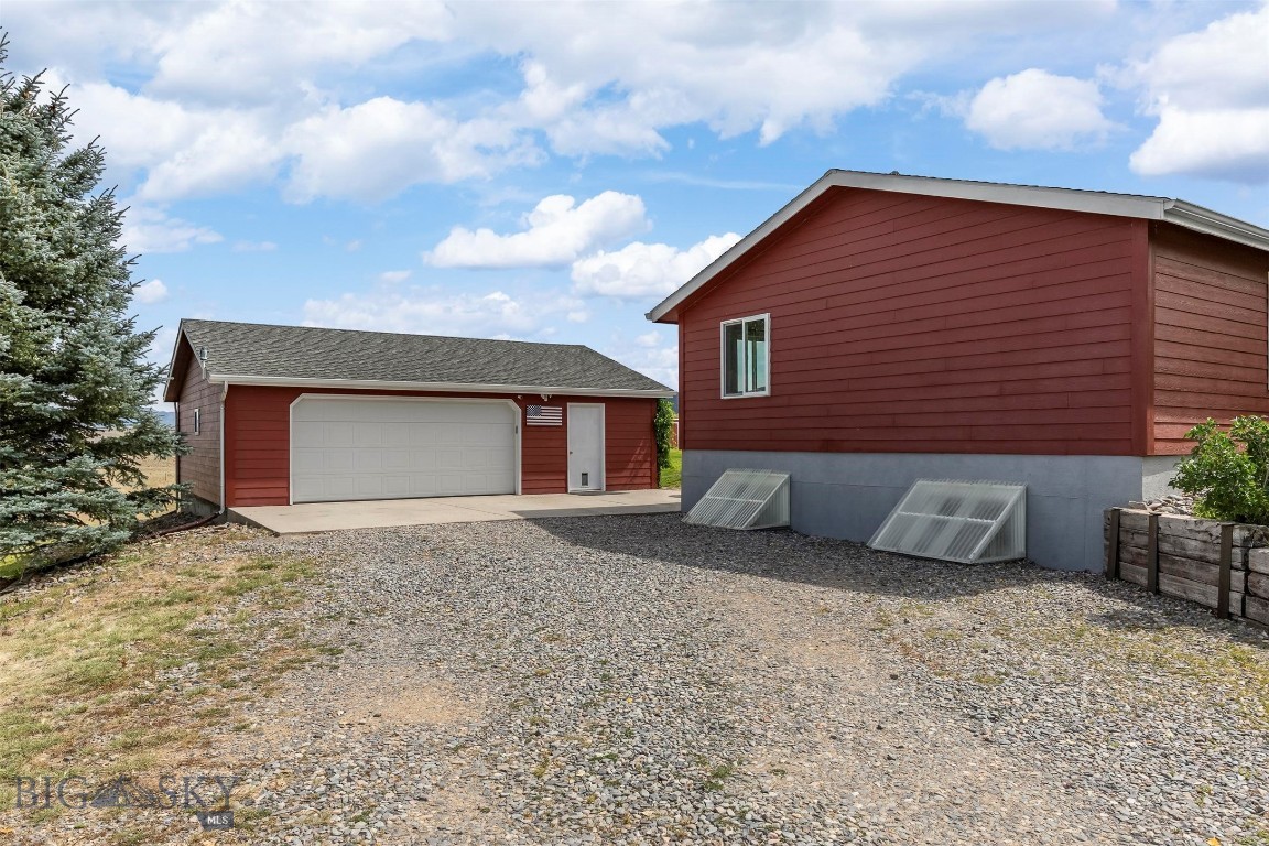 116060 Fleecer Property Photo 25