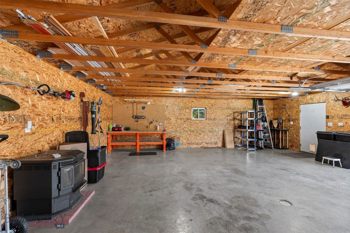 116060 Fleecer Property Photo 31