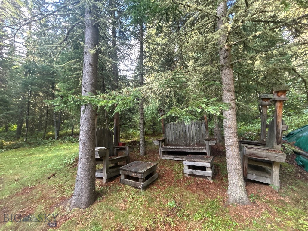 1040 Cascade Creek Road Property Photo 21