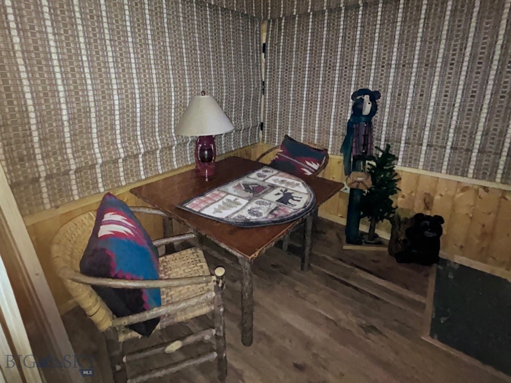 1040 Cascade Creek Road Property Photo 29