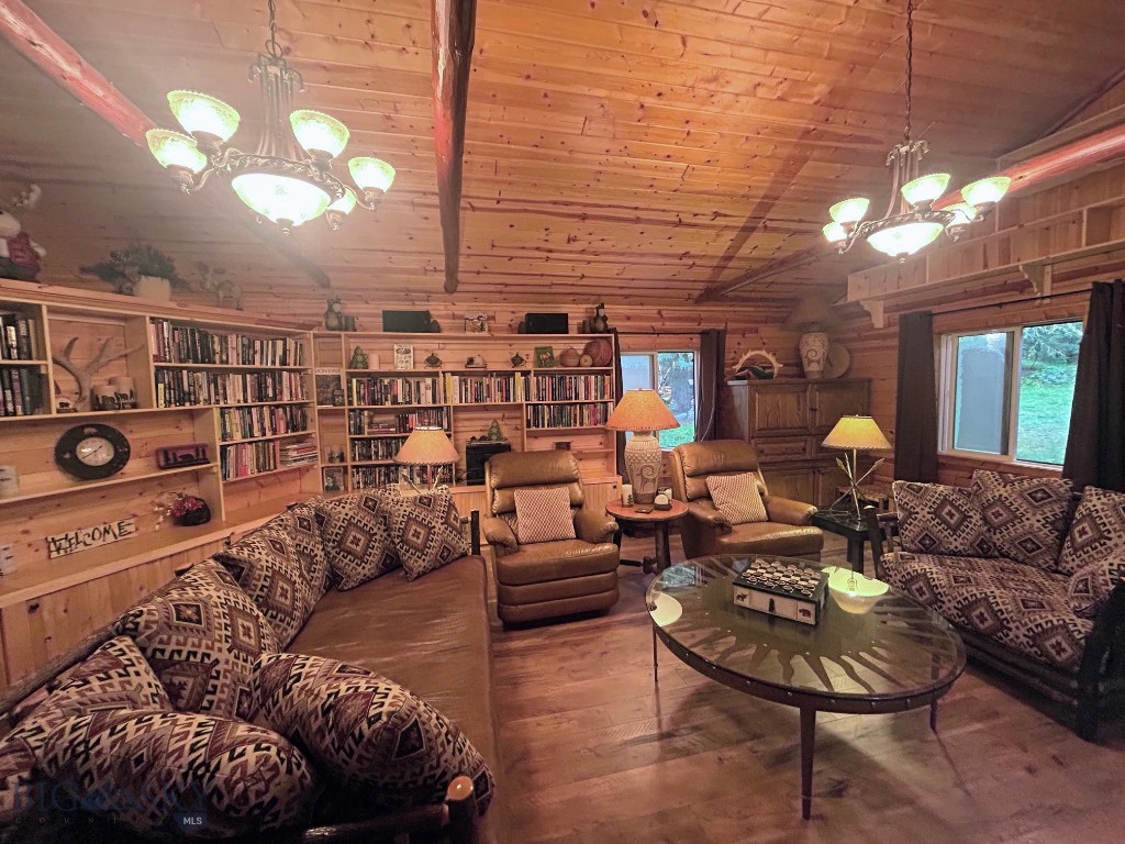 1040 Cascade Creek Road Property Photo 31