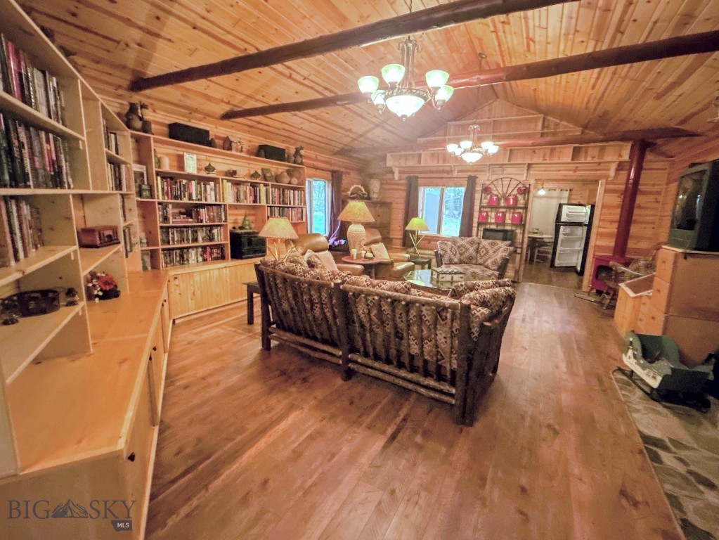 1040 Cascade Creek Road Property Photo 32