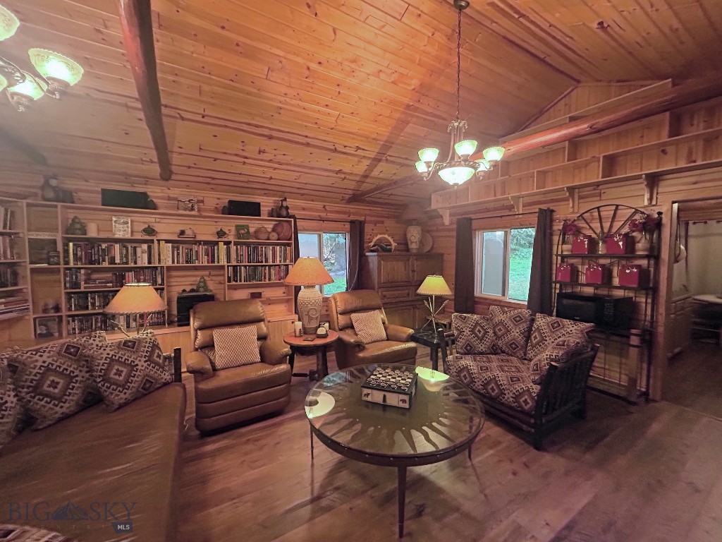 1040 Cascade Creek Road Property Photo 33