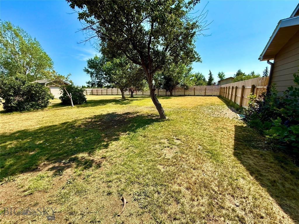 101 Pondera Avenue Property Photo 9