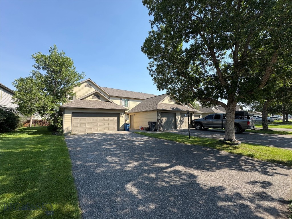 442-448 W Shore Drive Property Photo 1
