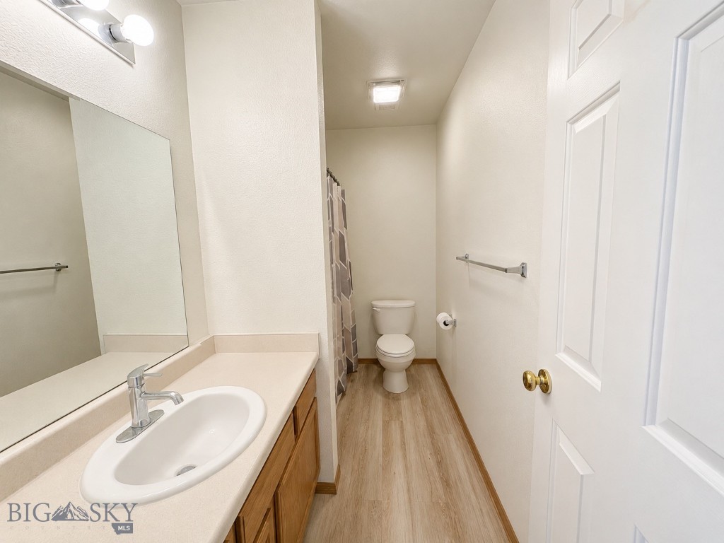 442-448 W Shore Drive Property Photo 20